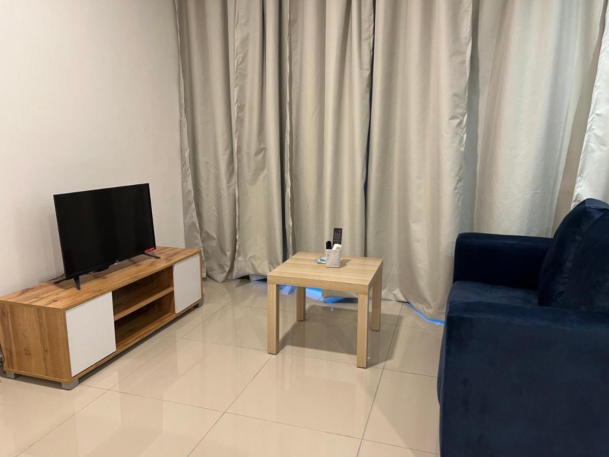 Studio Units At Pacific Tower Near Jaya One By Comfyasia Petaling Jaya Exterior photo