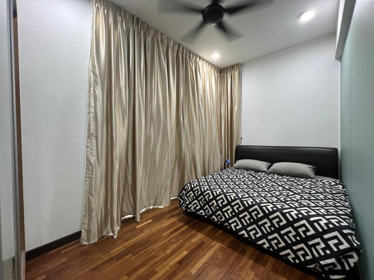 Studio Units At Pacific Tower Near Jaya One By Comfyasia Petaling Jaya Exterior photo