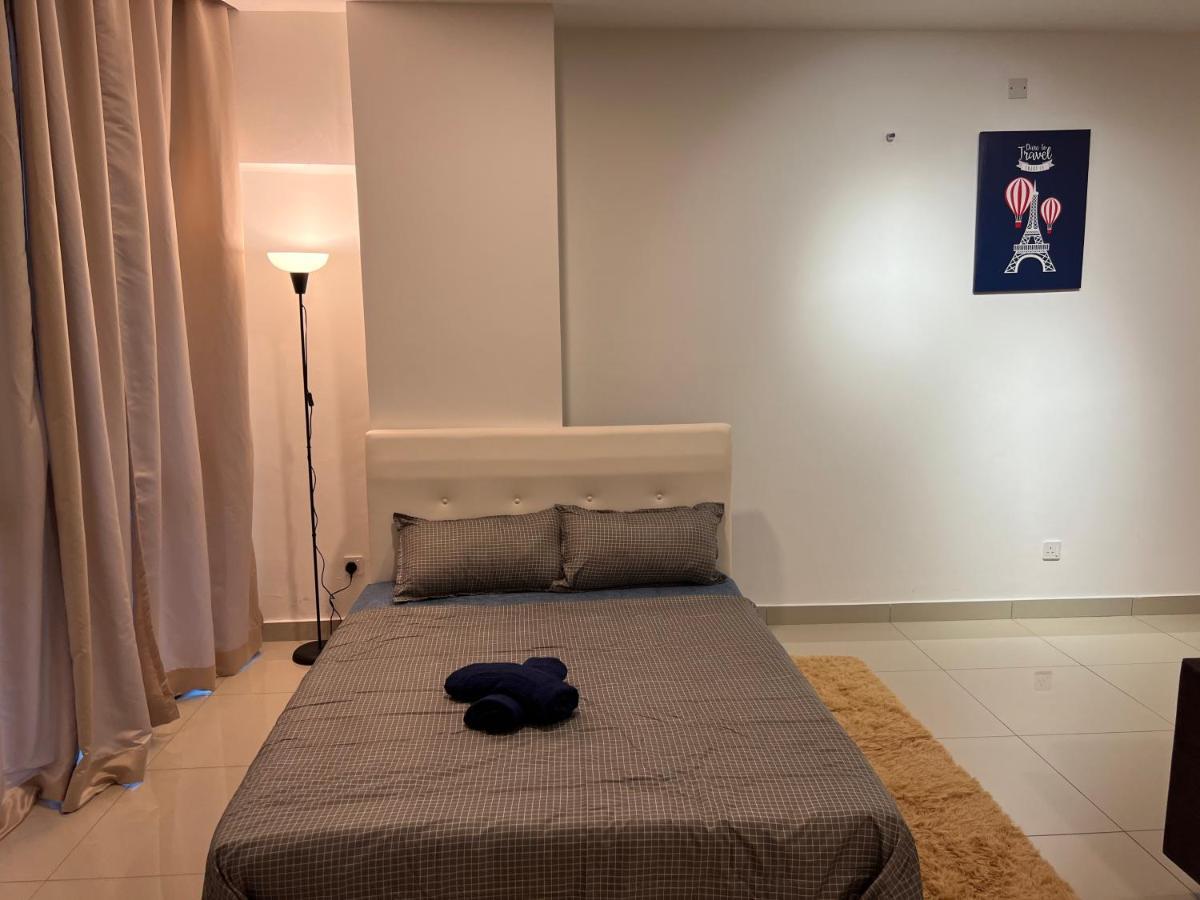 Studio Units At Pacific Tower Near Jaya One By Comfyasia Petaling Jaya Exterior photo