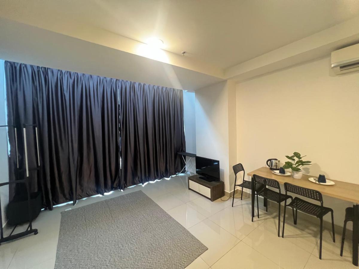 Studio Units At Pacific Tower Near Jaya One By Comfyasia Petaling Jaya Exterior photo